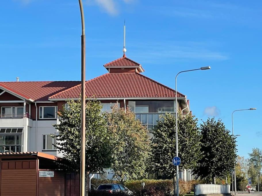 Porvoon Helmi Viehattava Asunto Joen Rannassa Eksteriør bilde